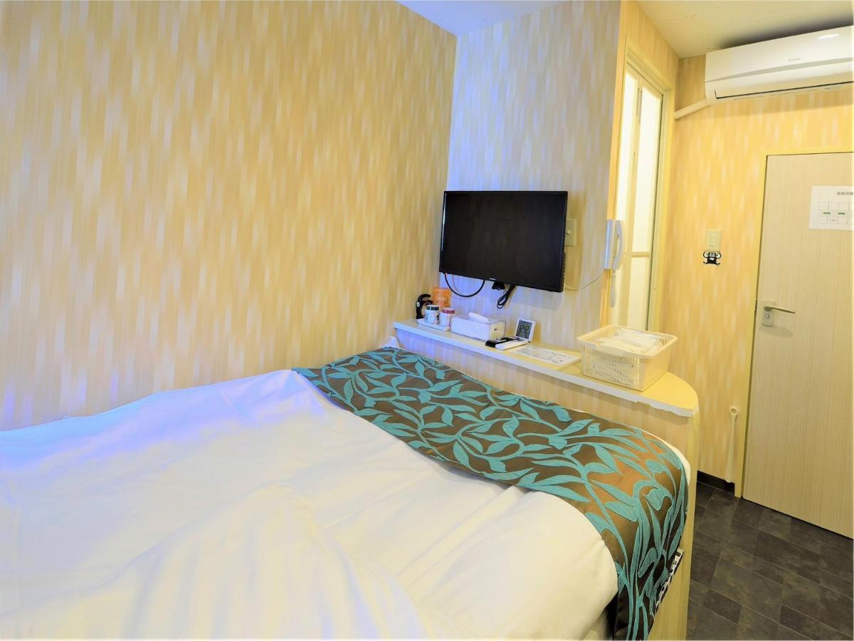 Nishifunabashi Ekimae Hotel Екстер'єр фото